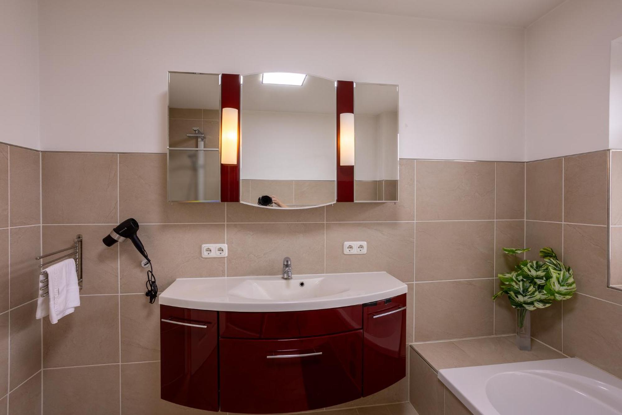 Oara Comfort Home, Ferienhaus 160Qm Mit Garten Reppenstedt ภายนอก รูปภาพ